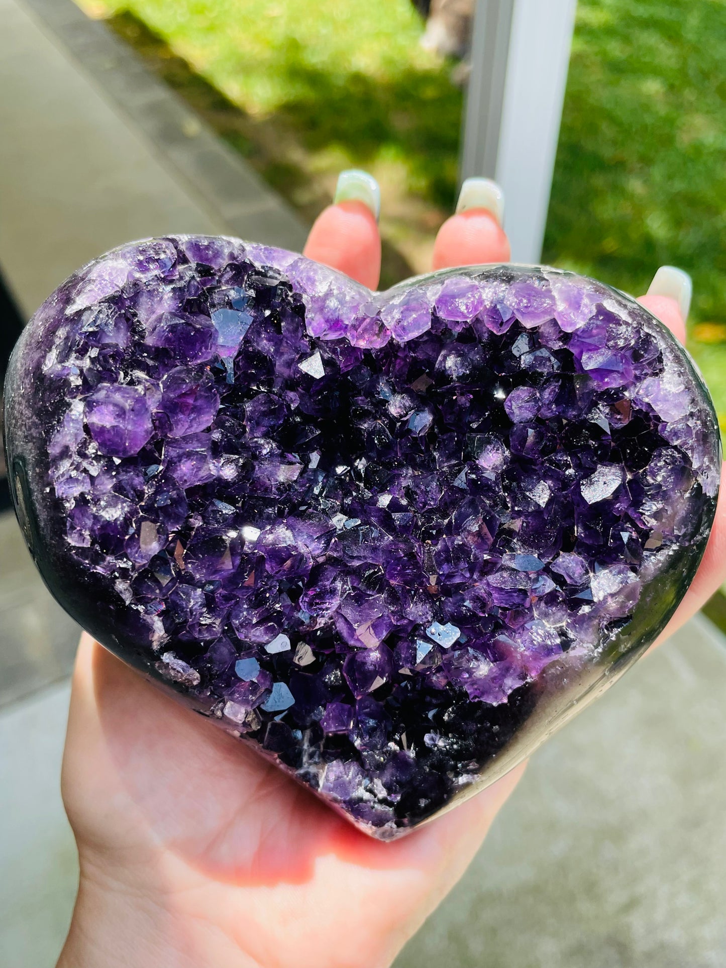 Uruguayan Amethyst Heart - XL