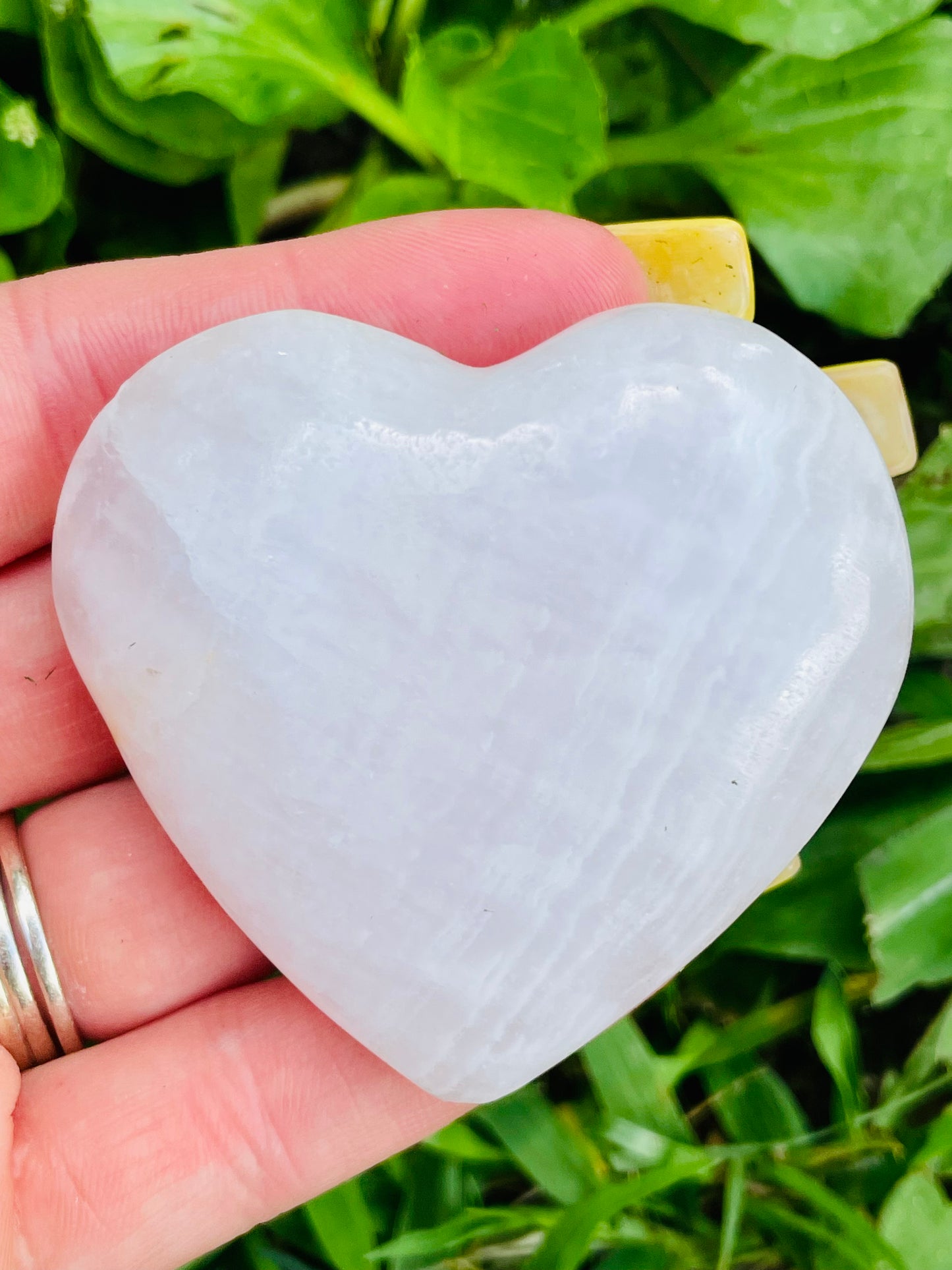 Mangano Calcite Heart